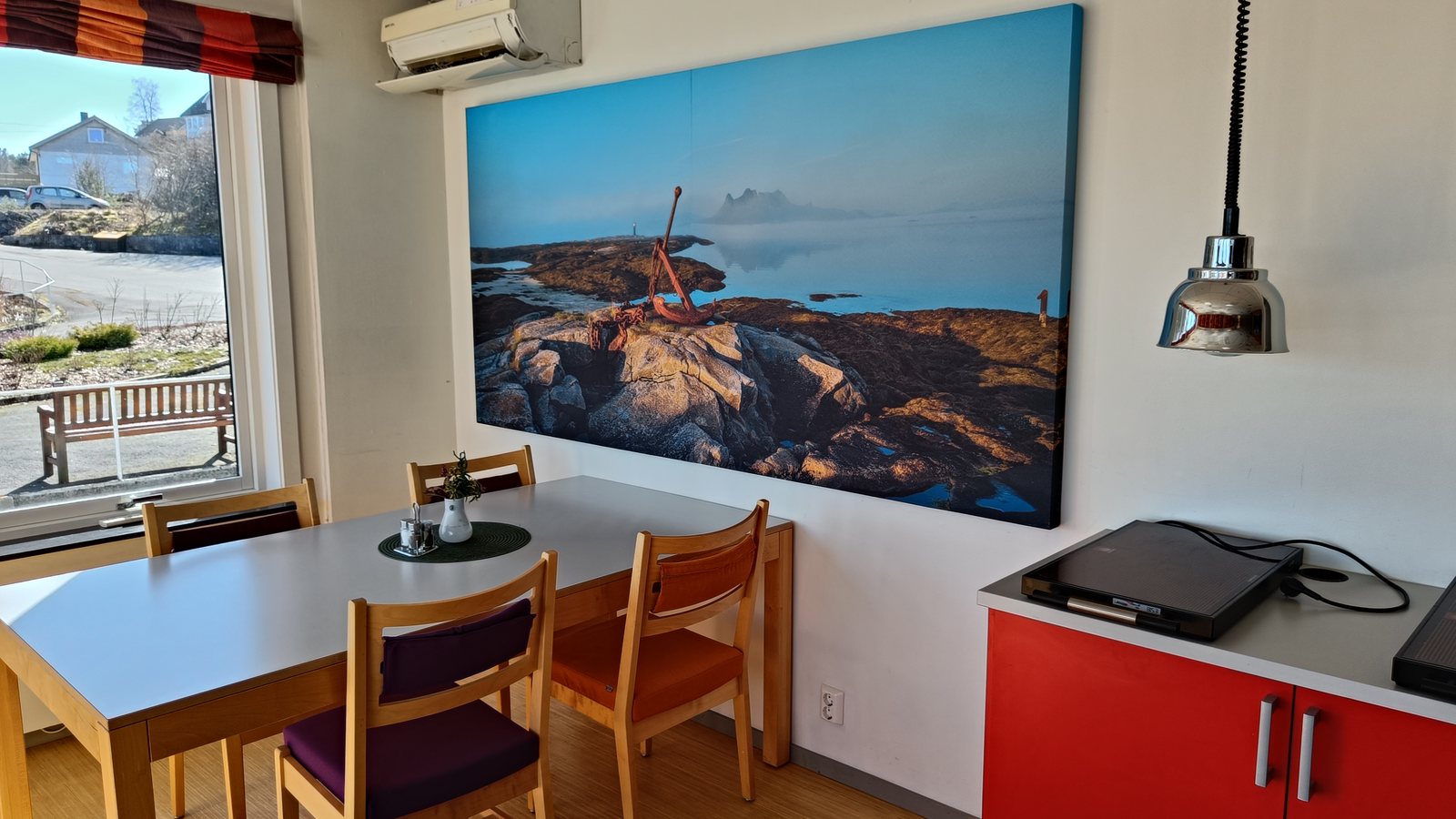 Lytterom med akustikkbehandling
